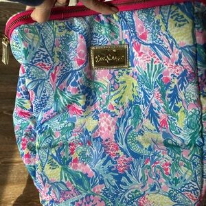 Lilly Pulitzer Pink and Blue Floral wine cooler bag .